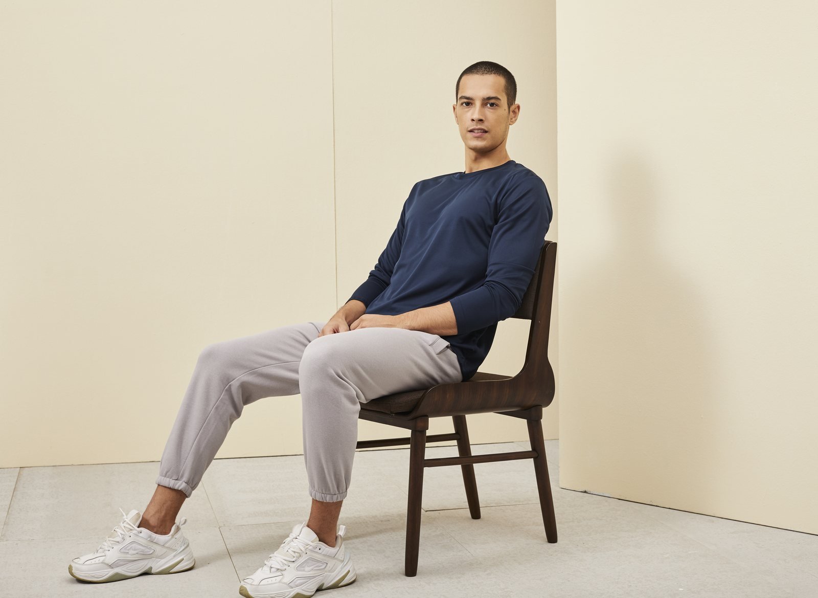 RM07 Microfiber Long Sleeve Roundneck
